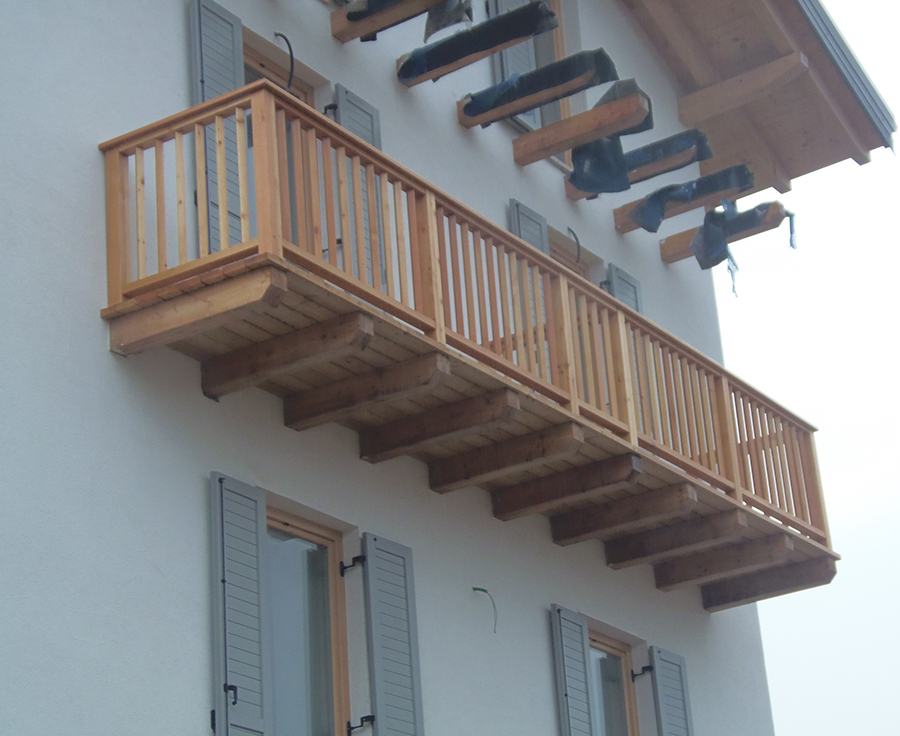 Balconi In Legno Bellezza Inalterata Nel Tempo